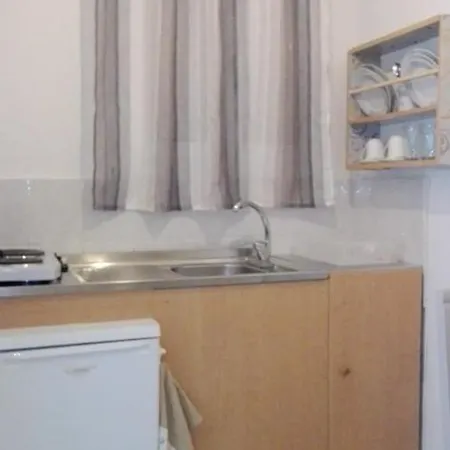 Apartmanhotel Anemologio Lászi